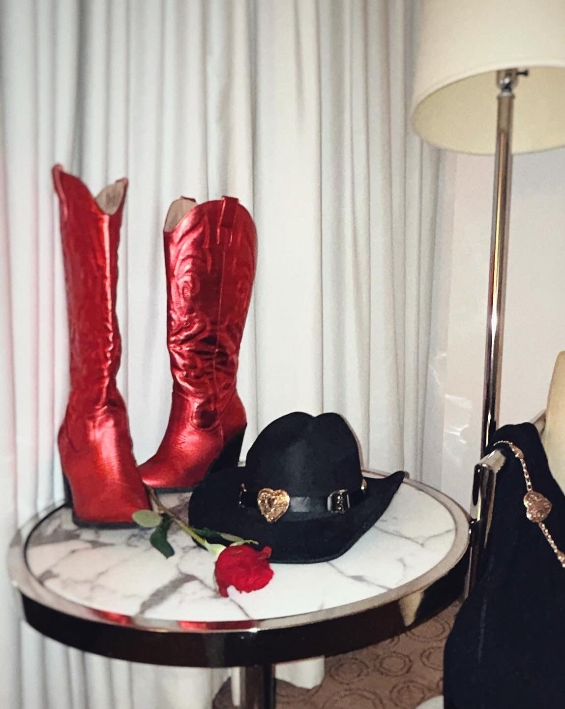 Shiny Red Cowgirl Boots 6 Red