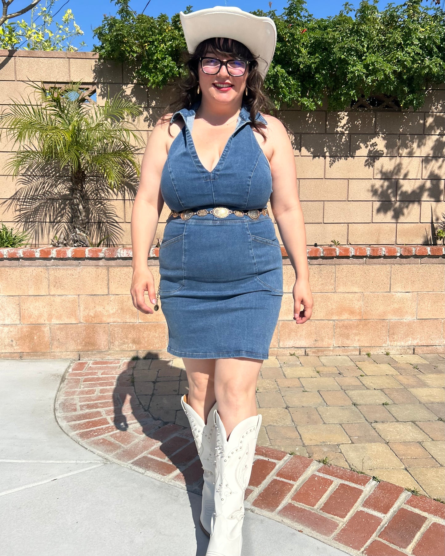 Medium Wash Denim Halter Neck Mini Dress – Cindy Jane Boutique