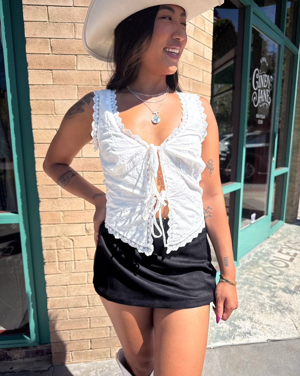 Venus White Lace Sleeveless Tie Front Vest Top - Cindy Jane Boutique - Tanks, Camis & Tube Tops